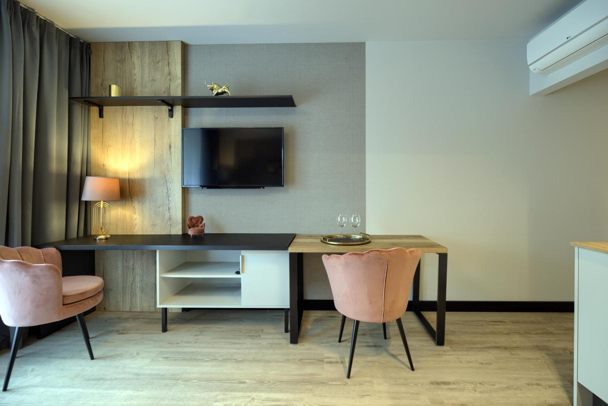 Aboutartapartments - Otynska 4