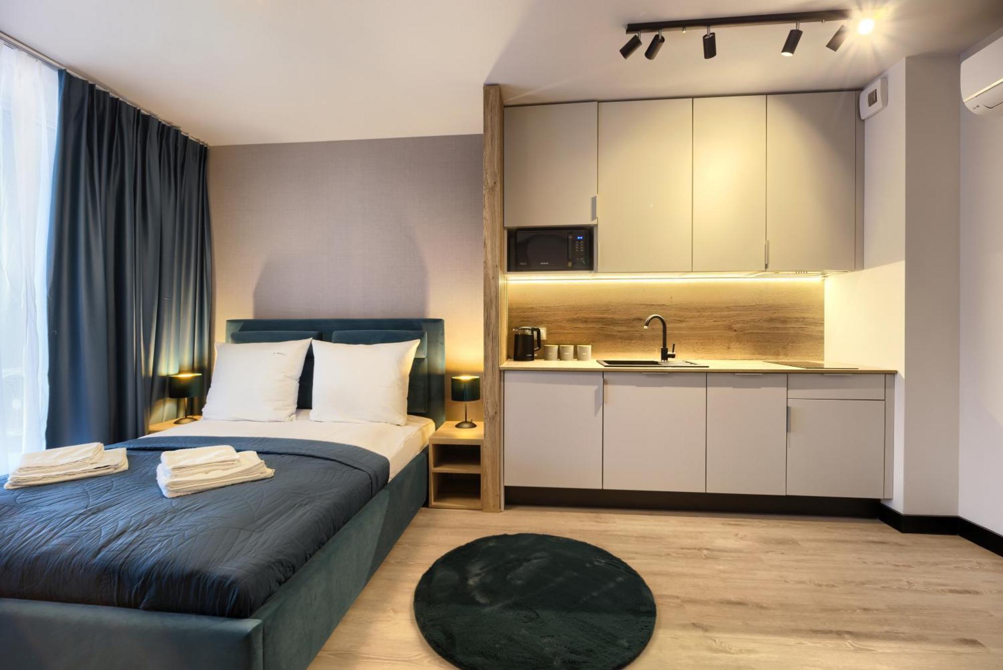 Апартаменти Aboutartapartments - Otynska 4