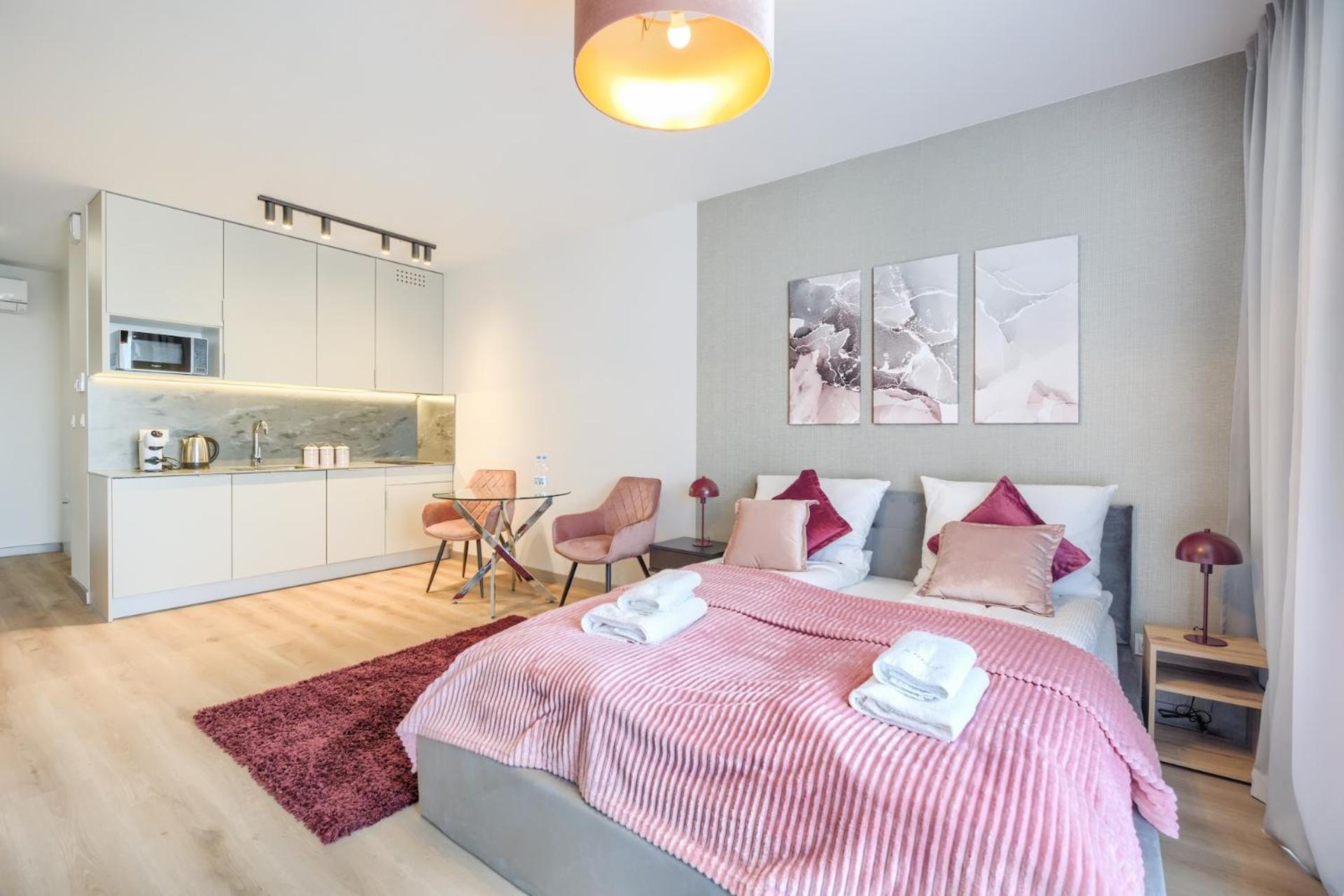 Aboutartapartments - Otynska 4 Апартаменти *