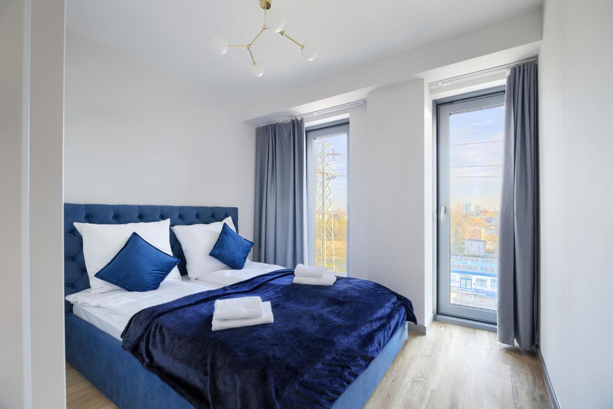 Aboutartapartments - Otynska 4 Апартаменти *